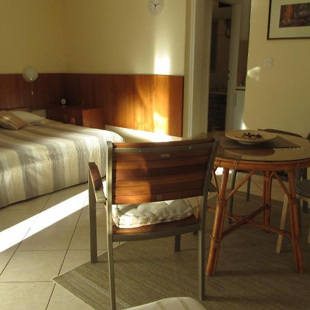 Apartment Petrovic Корчула Екстер'єр фото