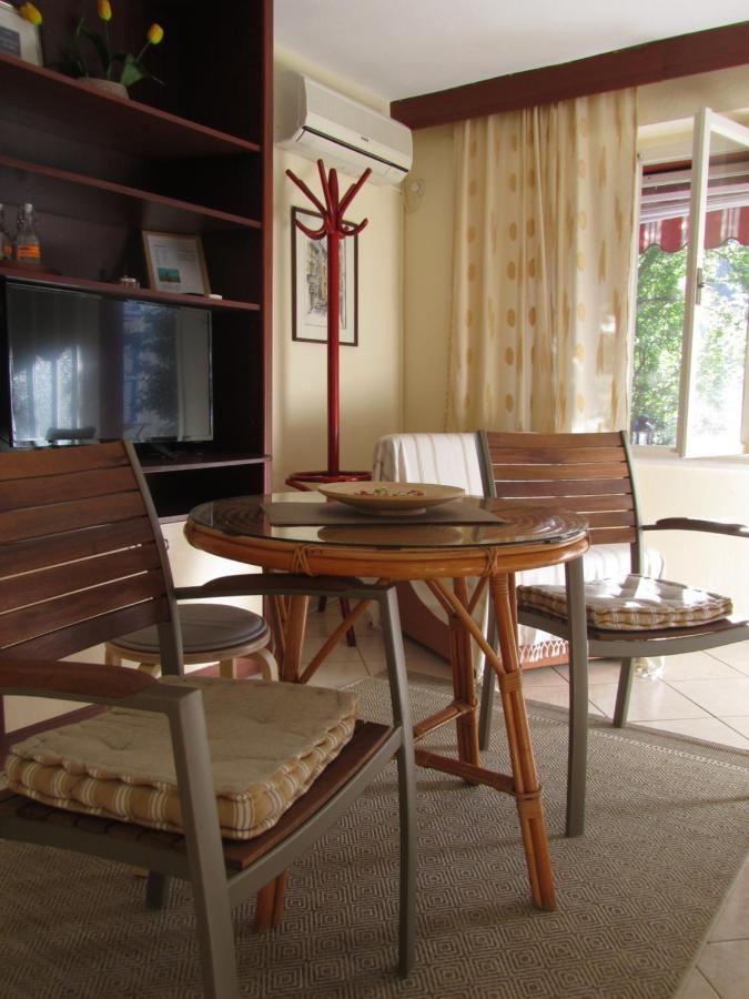Apartment Petrovic Корчула Екстер'єр фото